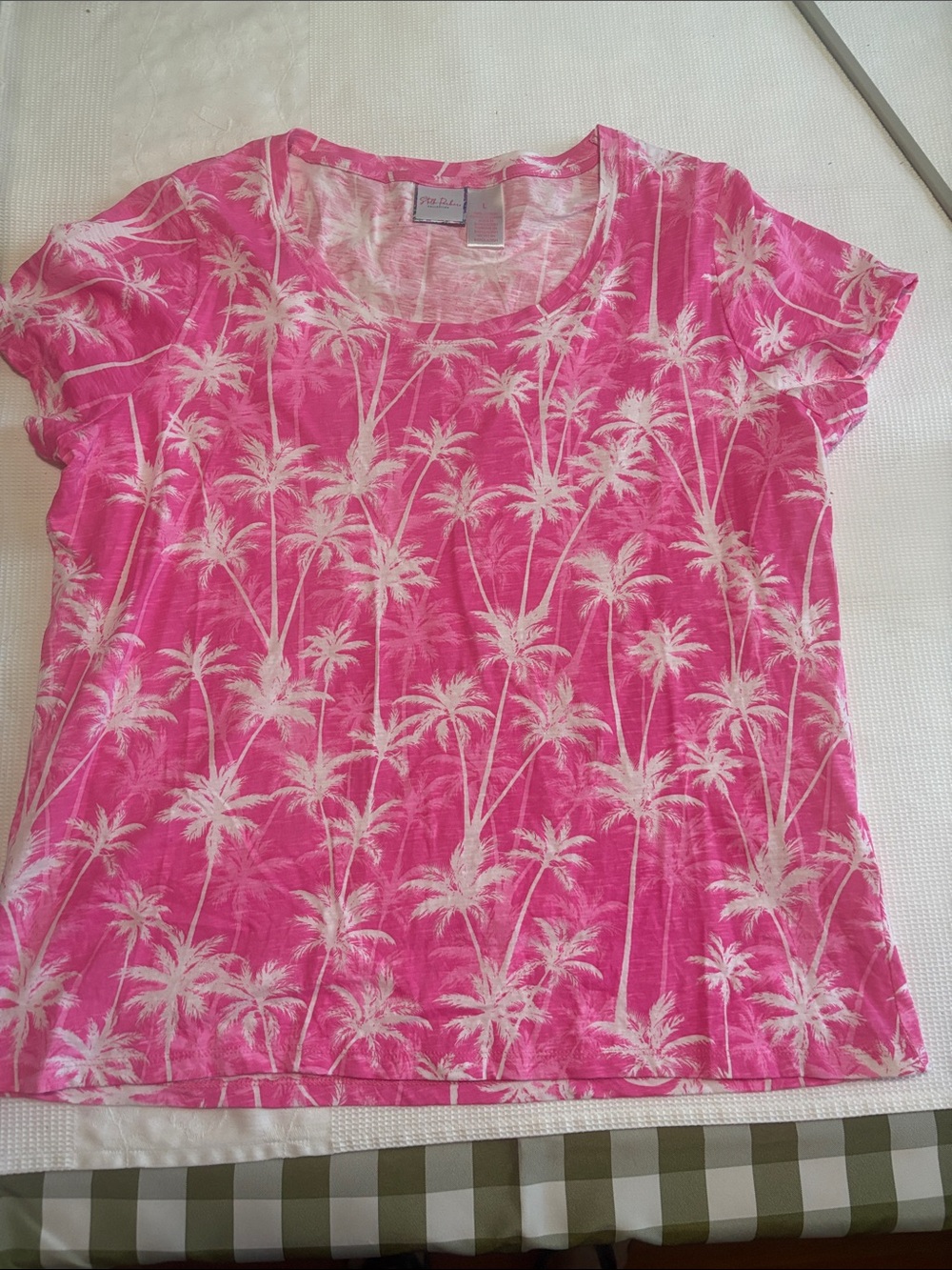NWOT Stella Parker pink and white tropical print T-shirt
